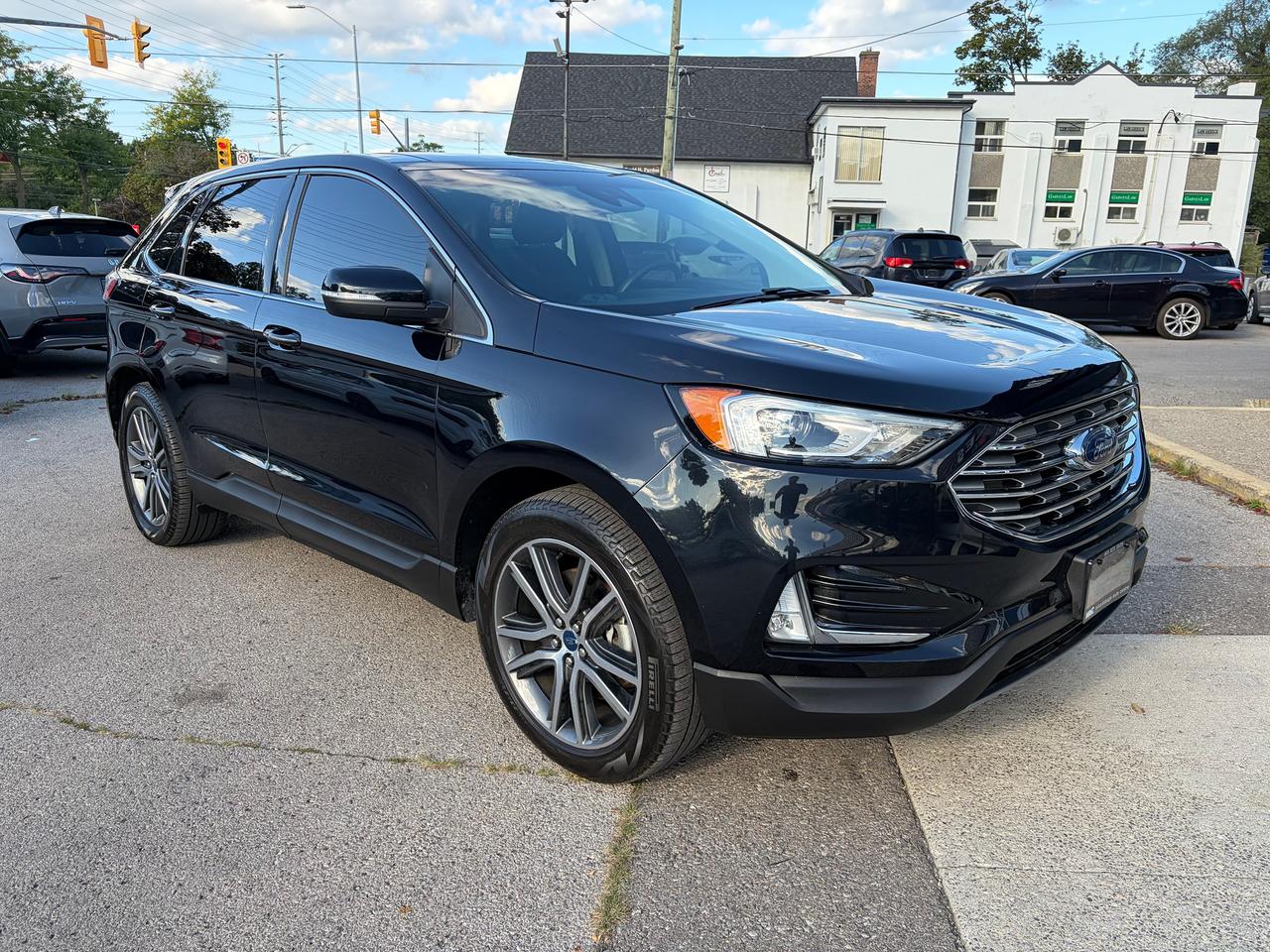 2019 Ford Edge Titanium Photo