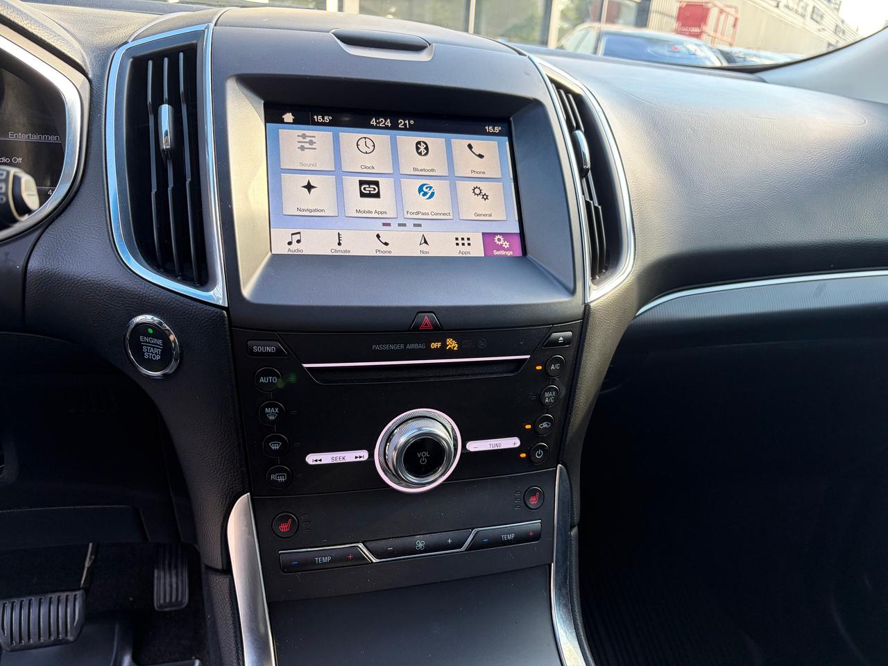 2019 Ford Edge Titanium Photo