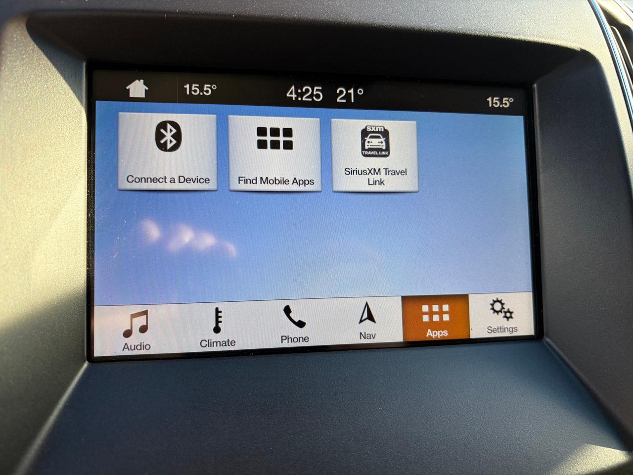 2019 Ford Edge Titanium Photo
