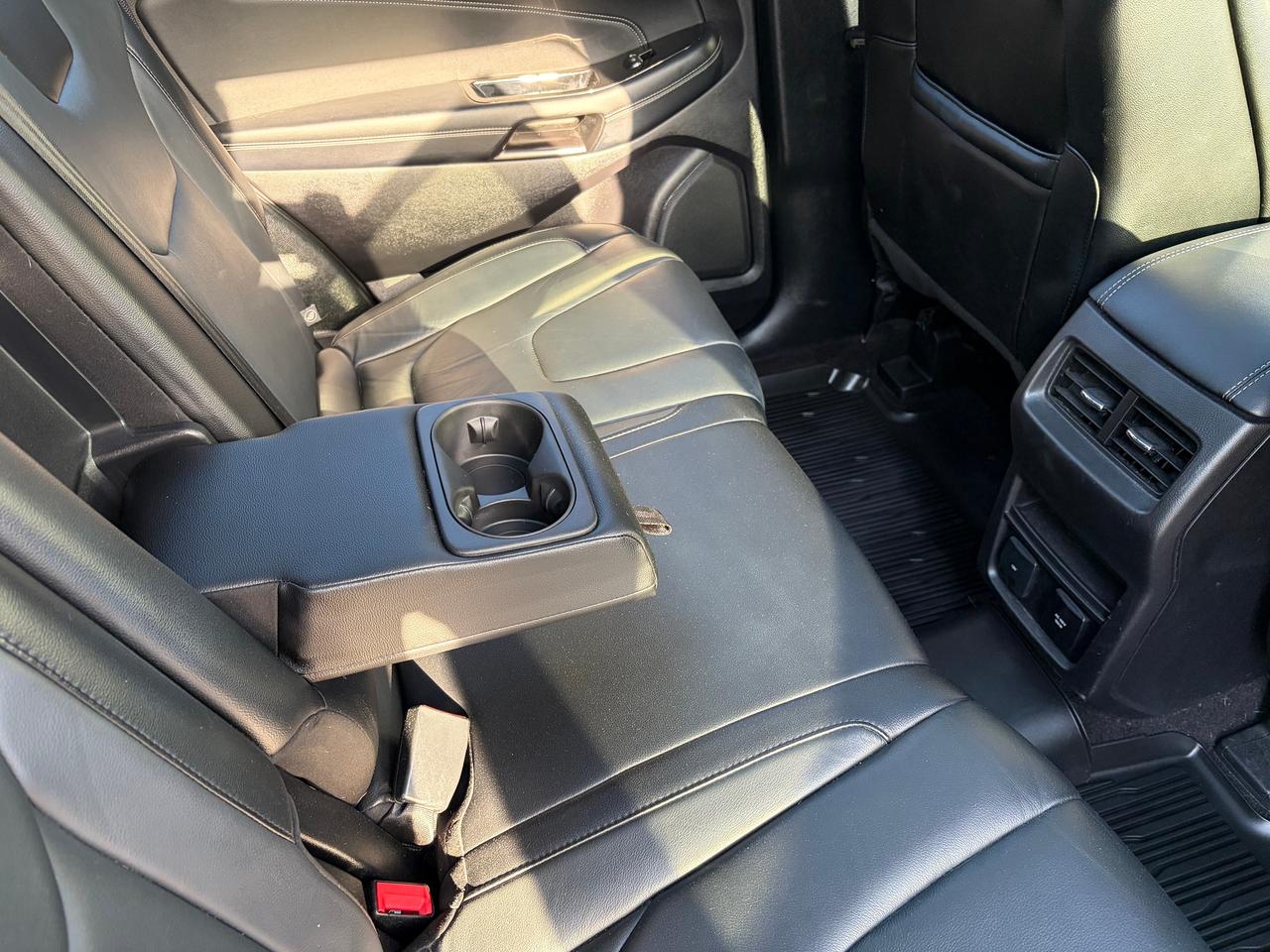 2019 Ford Edge Titanium Photo