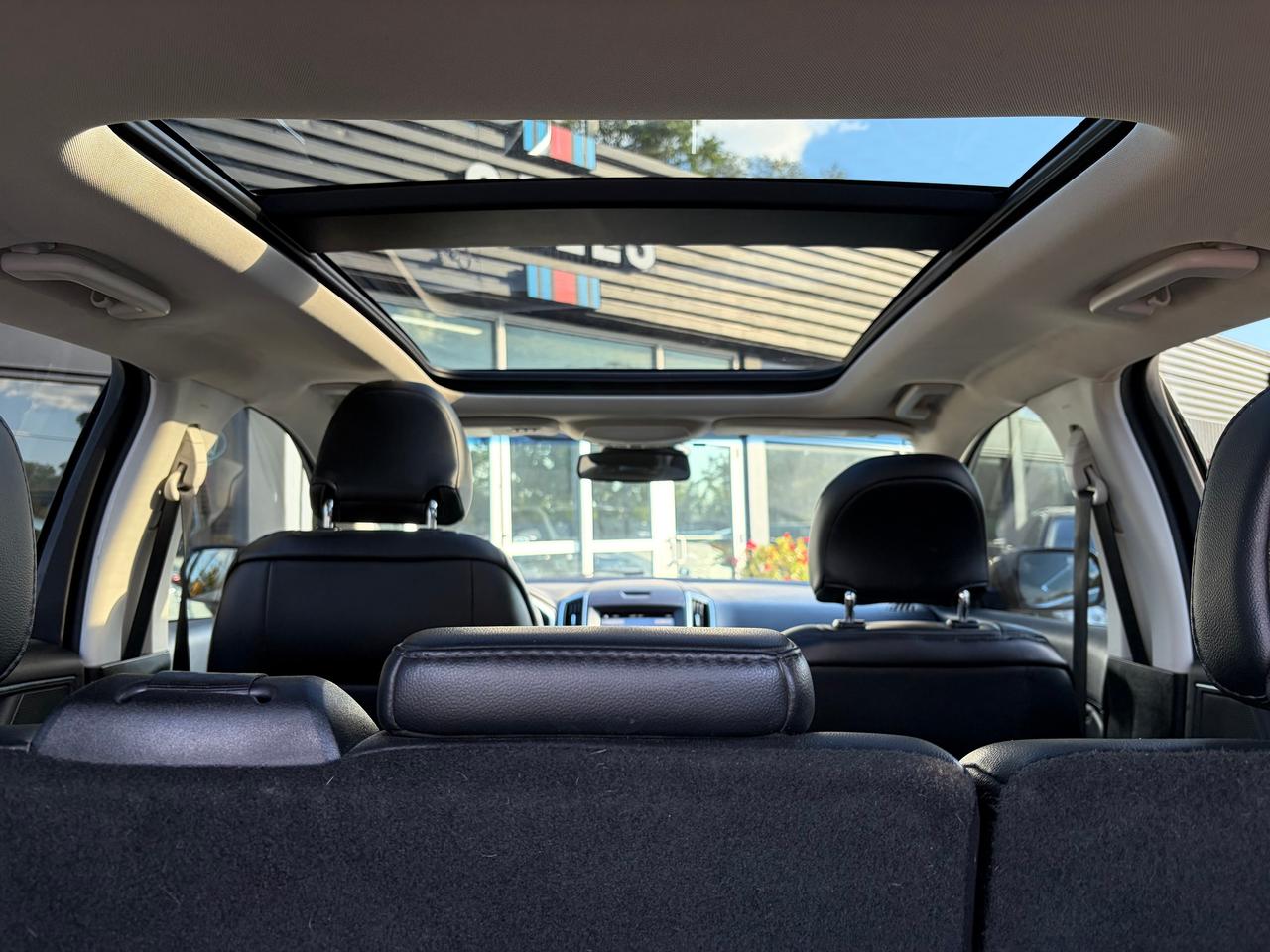 2019 Ford Edge Titanium Photo