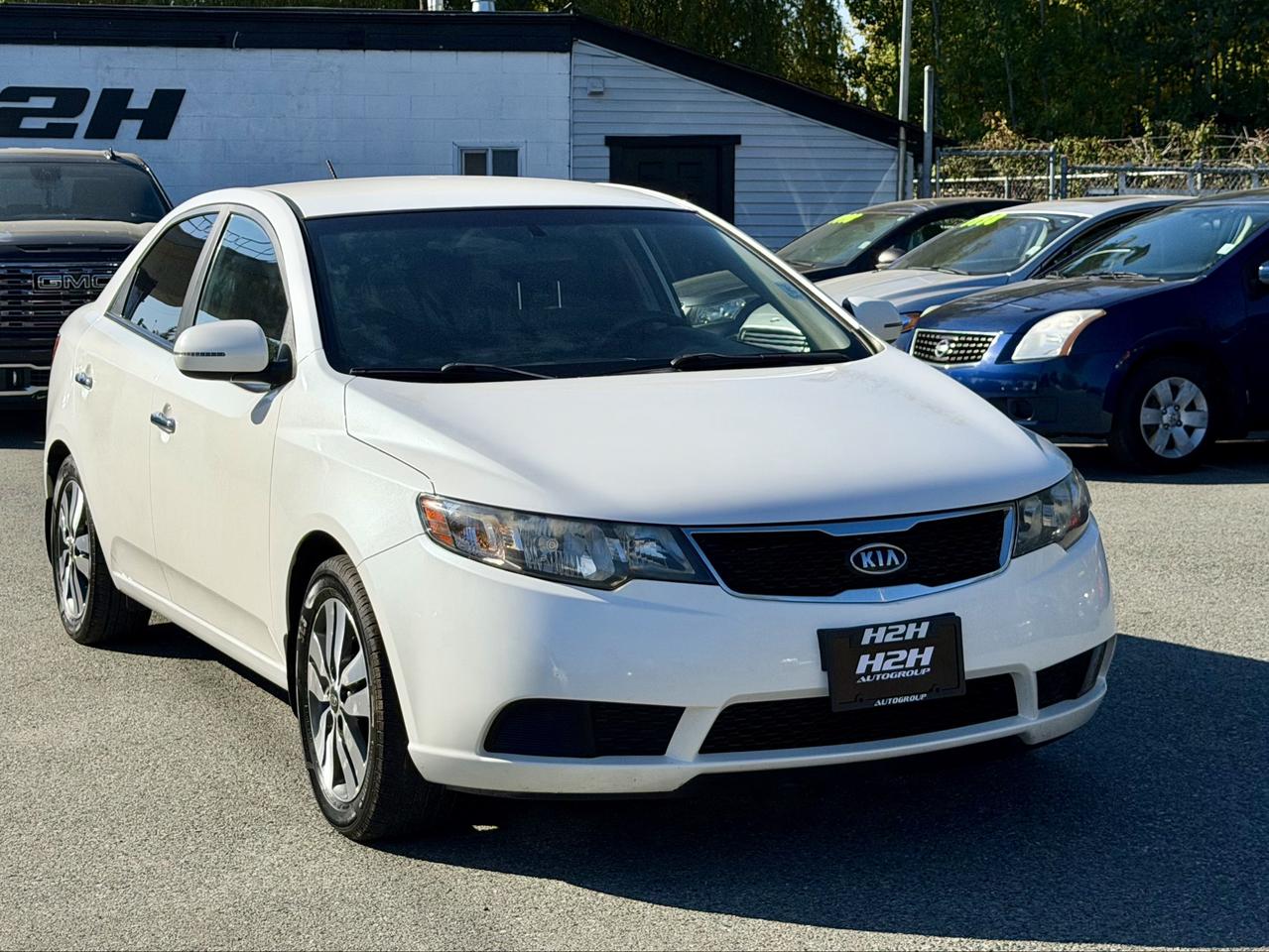 2013 Kia Forte FINANCING AVAILABLE Photo3