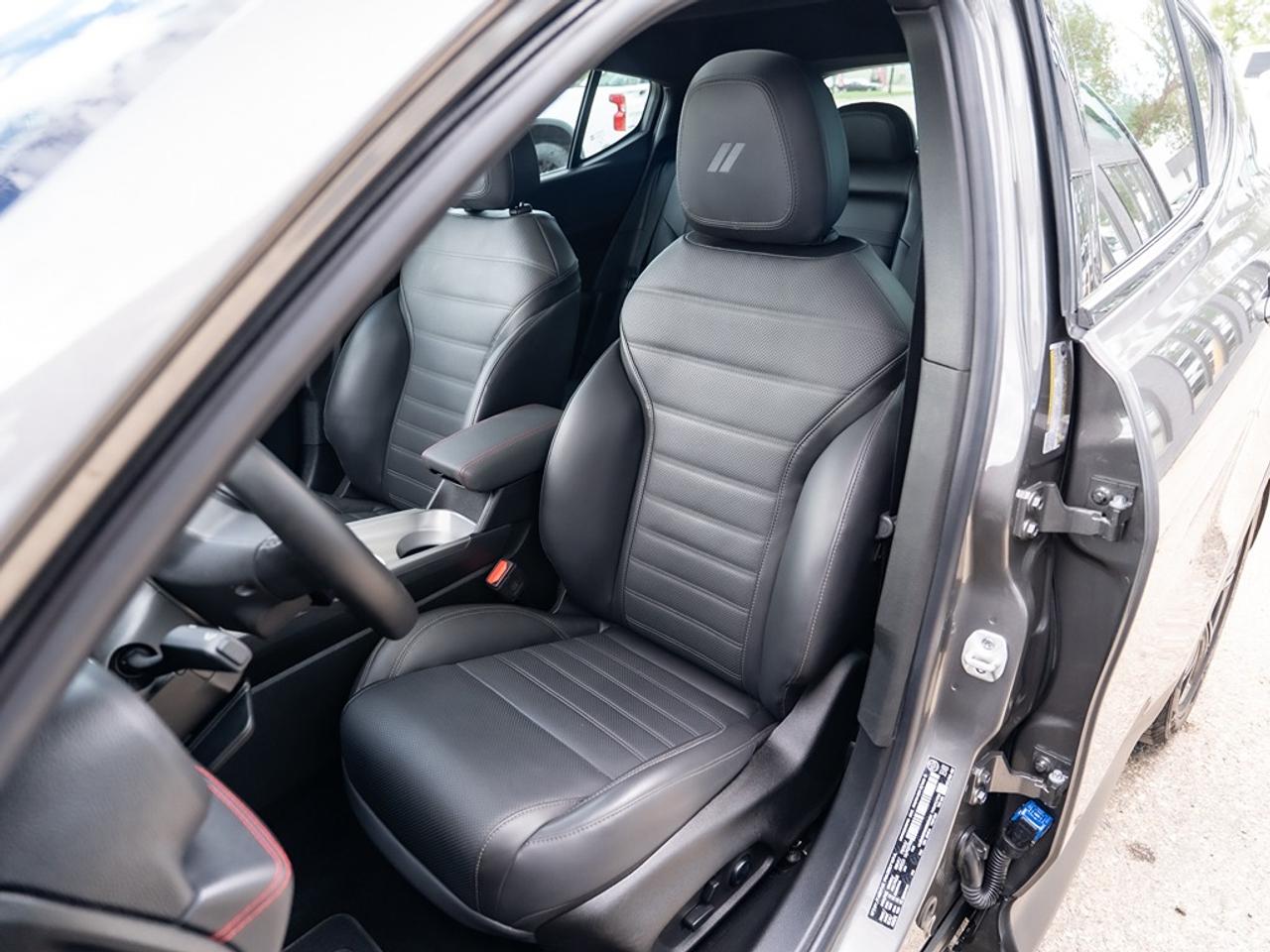 2024 Dodge Hornet GT Plus ONLY 13,202 KMS Photo40