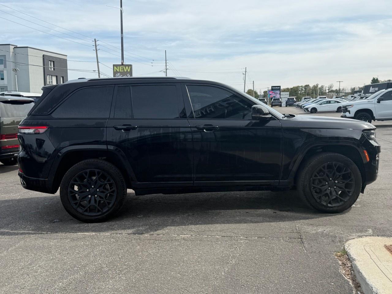 2022 Jeep Grand Cherokee Summit Reserve 4x4 Photo