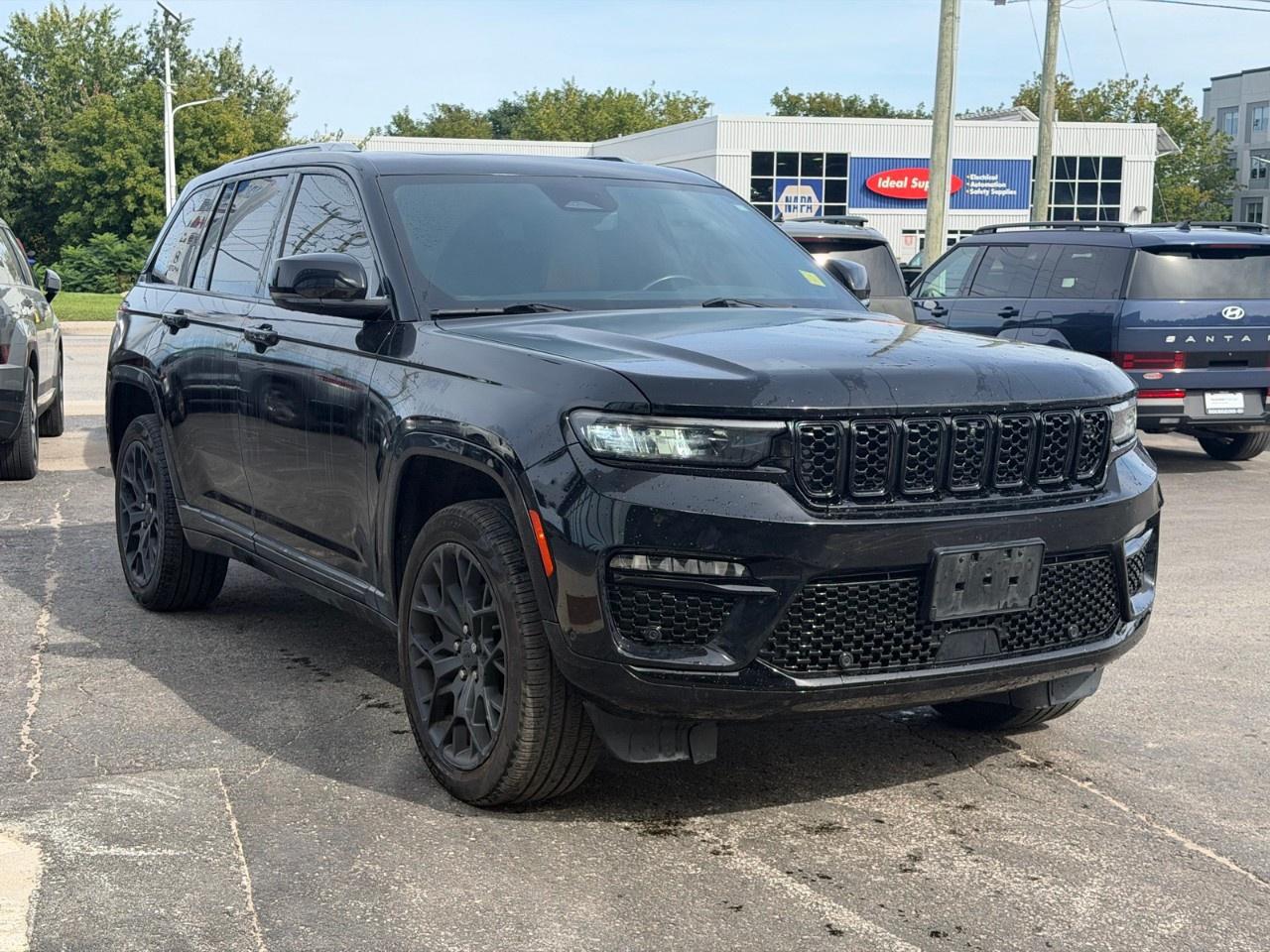2022 Jeep Grand Cherokee Summit Reserve 4x4 Photo