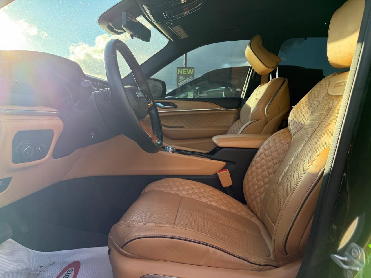 2022 Jeep Grand Cherokee Summit Reserve 4x4 Photo