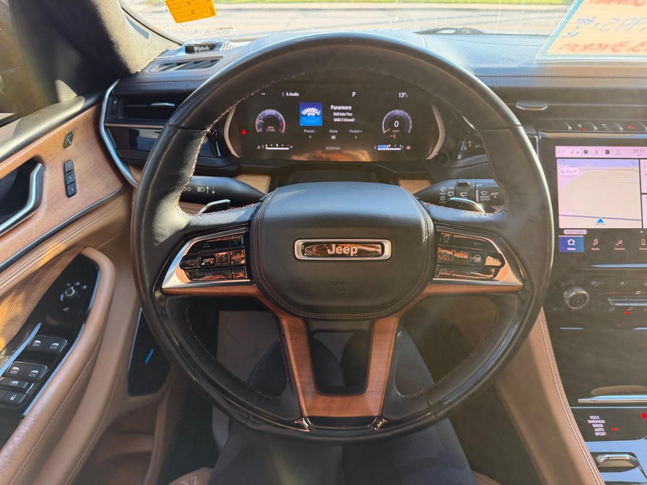 2022 Jeep Grand Cherokee Summit Reserve 4x4 Photo