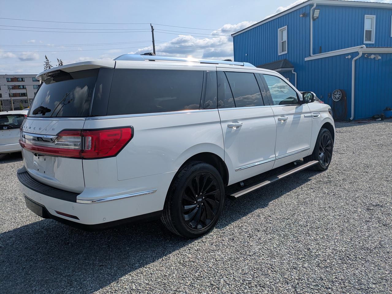 2020 Lincoln Navigator L Reserve 4x4 Photo4