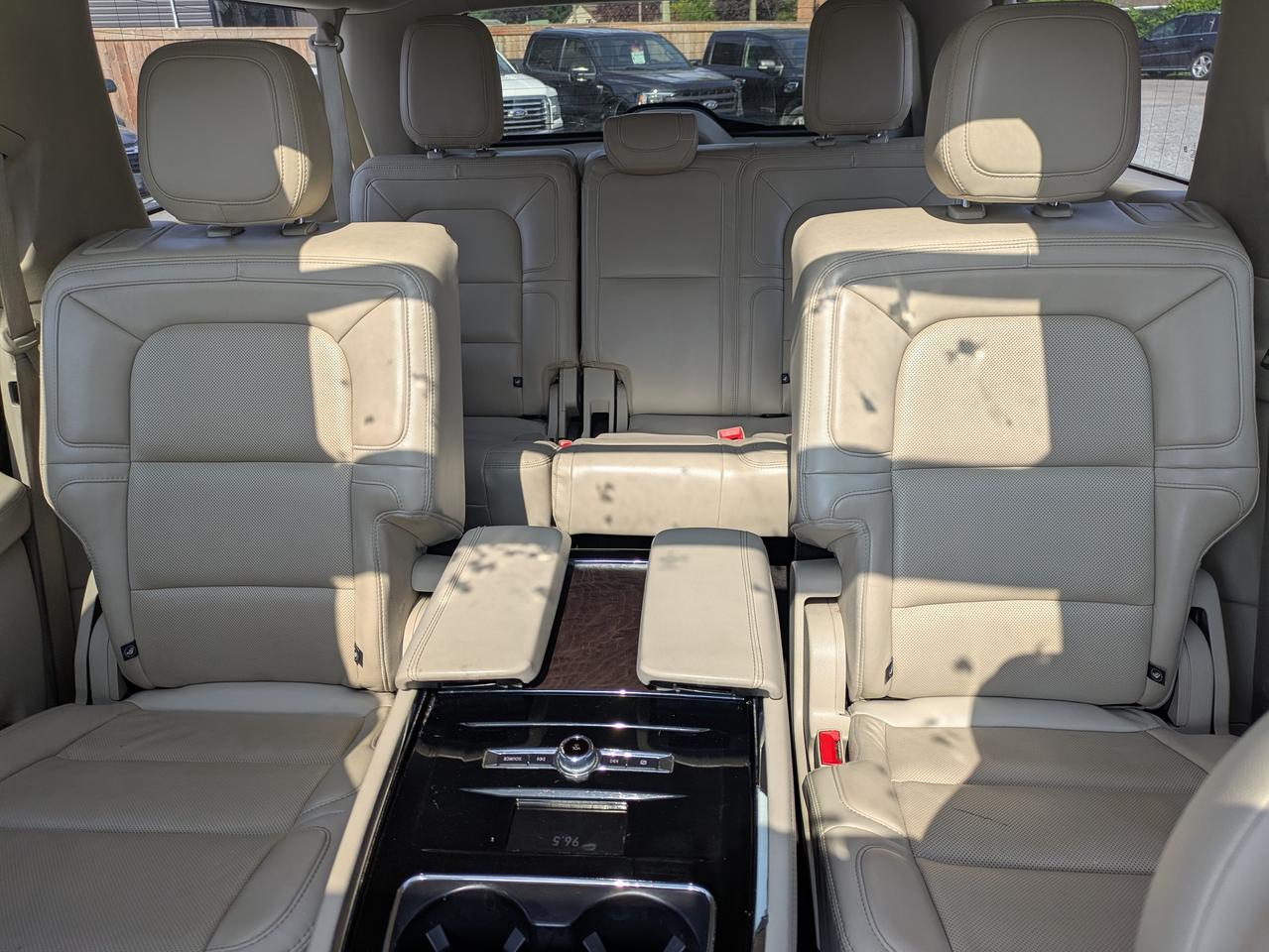 2020 Lincoln Navigator L Reserve 4x4 Photo