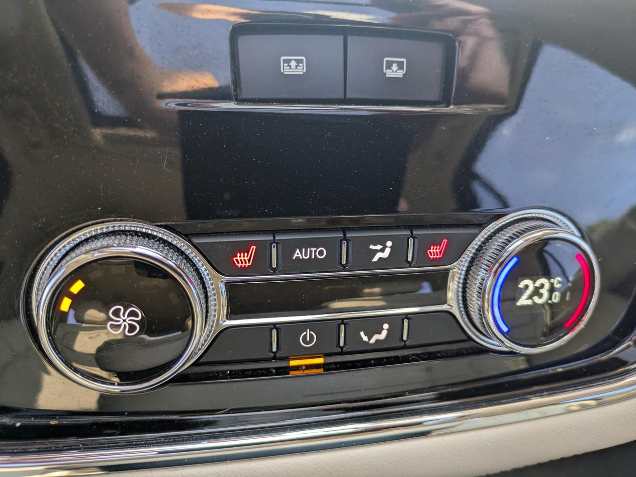 2020 Lincoln Navigator L Reserve 4x4 Photo