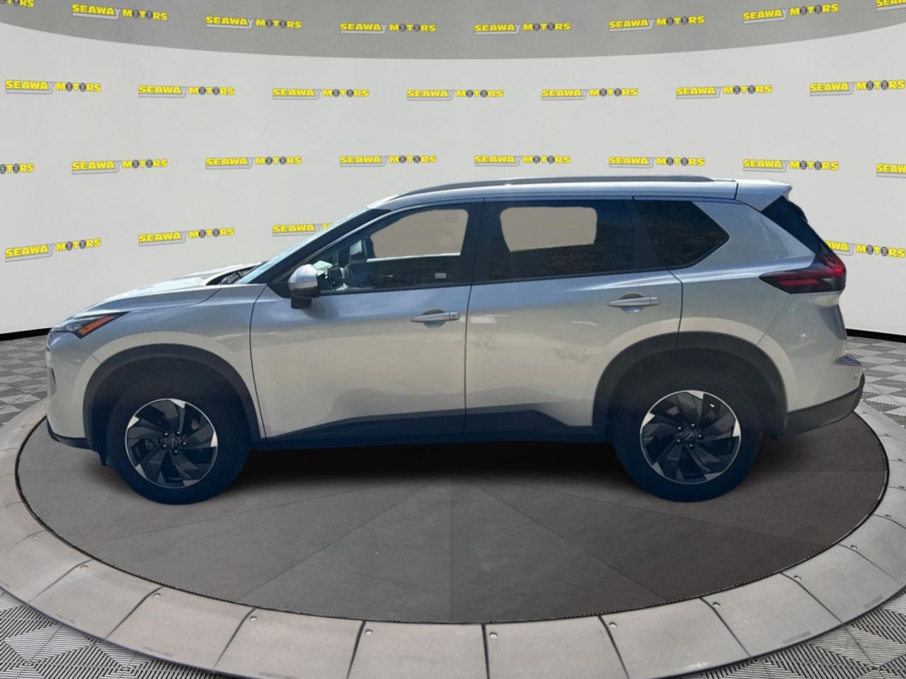 2025 Nissan Rogue SV MOONROOF Photo