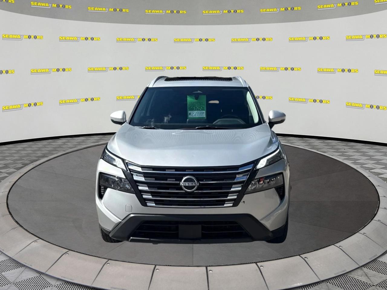 2025 Nissan Rogue SV MOONROOF Photo