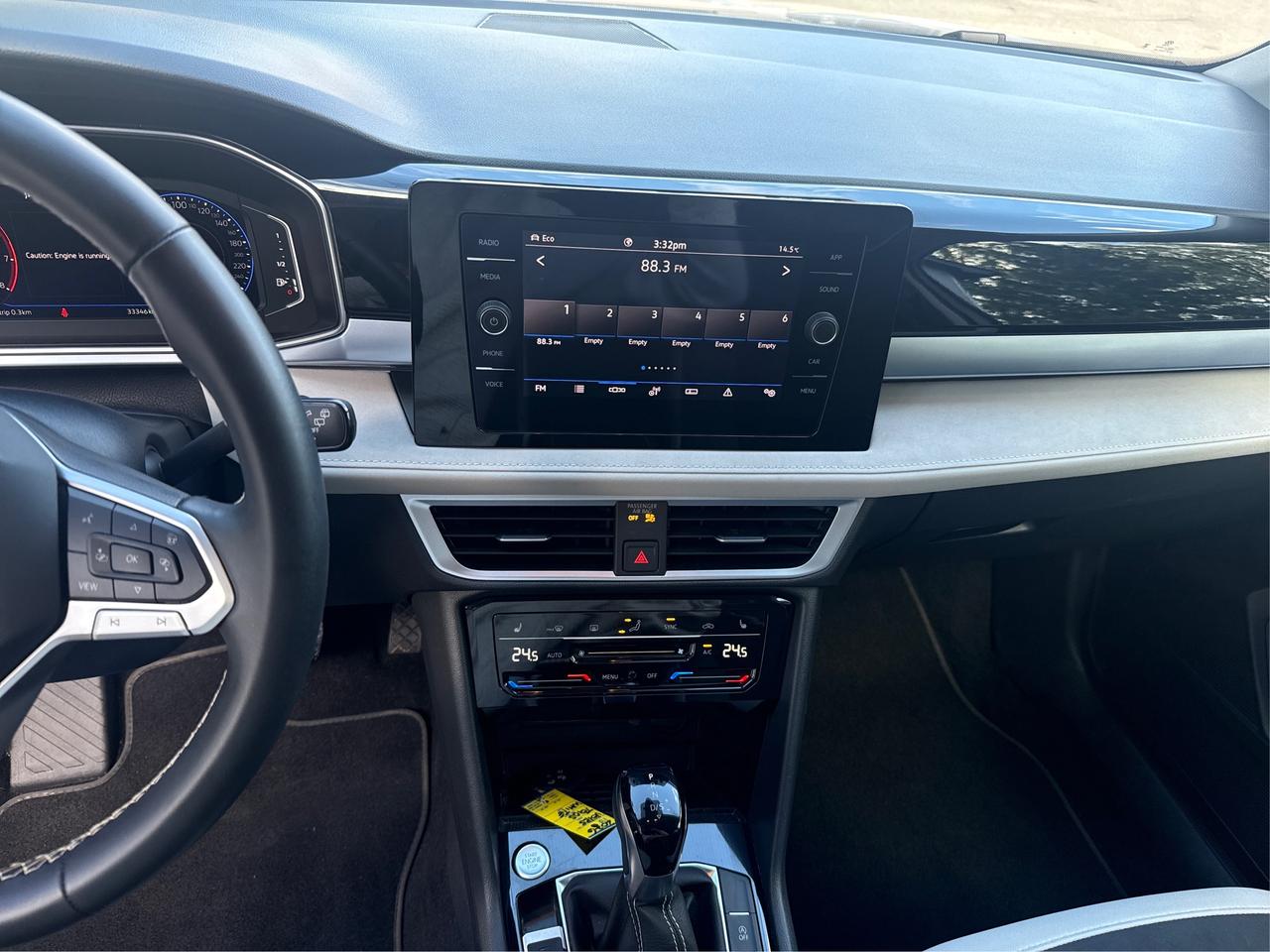 2026 Volkswagen Taos Comfortline 4Motion Photo
