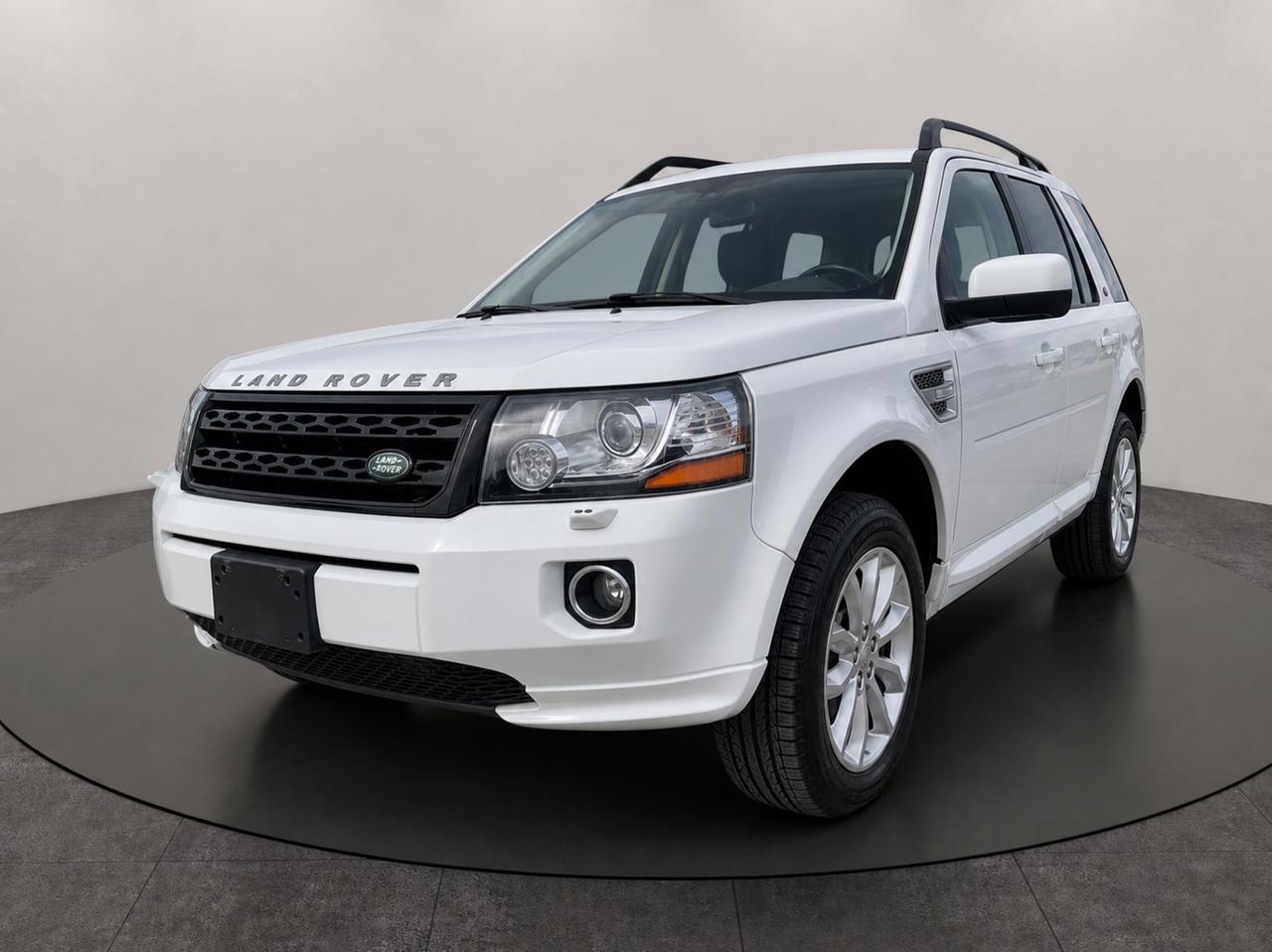 2014 Land Rover LR2 AWD 4dr Photo3