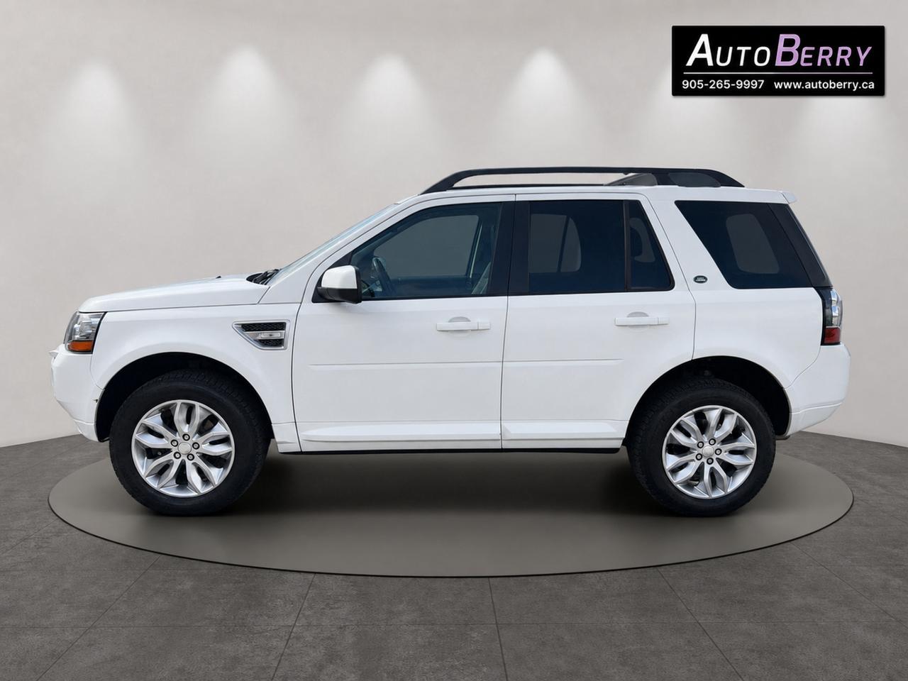 2014 Land Rover LR2 AWD 4dr Photo4