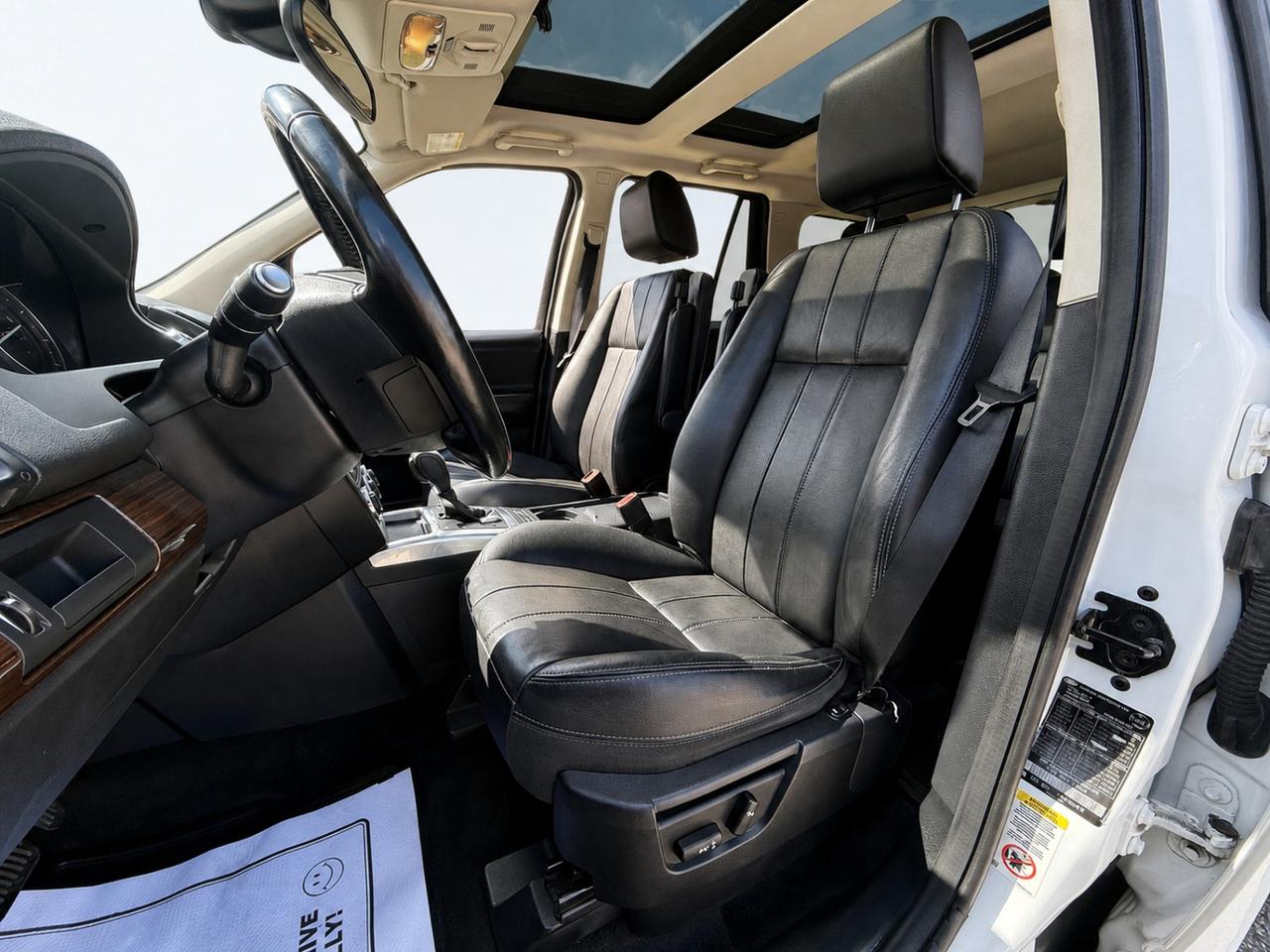 2014 Land Rover LR2 AWD 4dr Photo