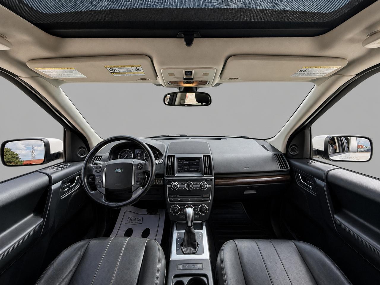 2014 Land Rover LR2 AWD 4dr Photo