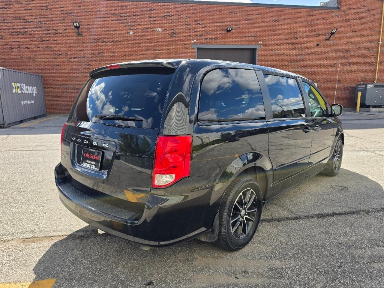 2017 Dodge Grand Caravan SXT PLUS-BLACKTOP PKG-TV/DVD-STOW & GO Photo