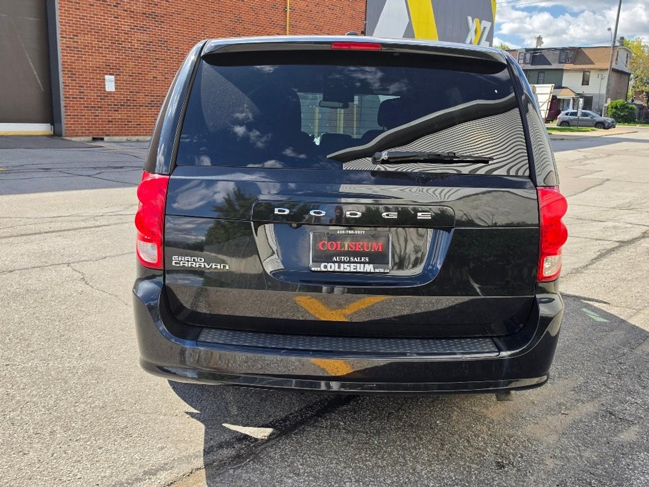 2017 Dodge Grand Caravan SXT PLUS-BLACKTOP PKG-TV/DVD-STOW & GO Photo