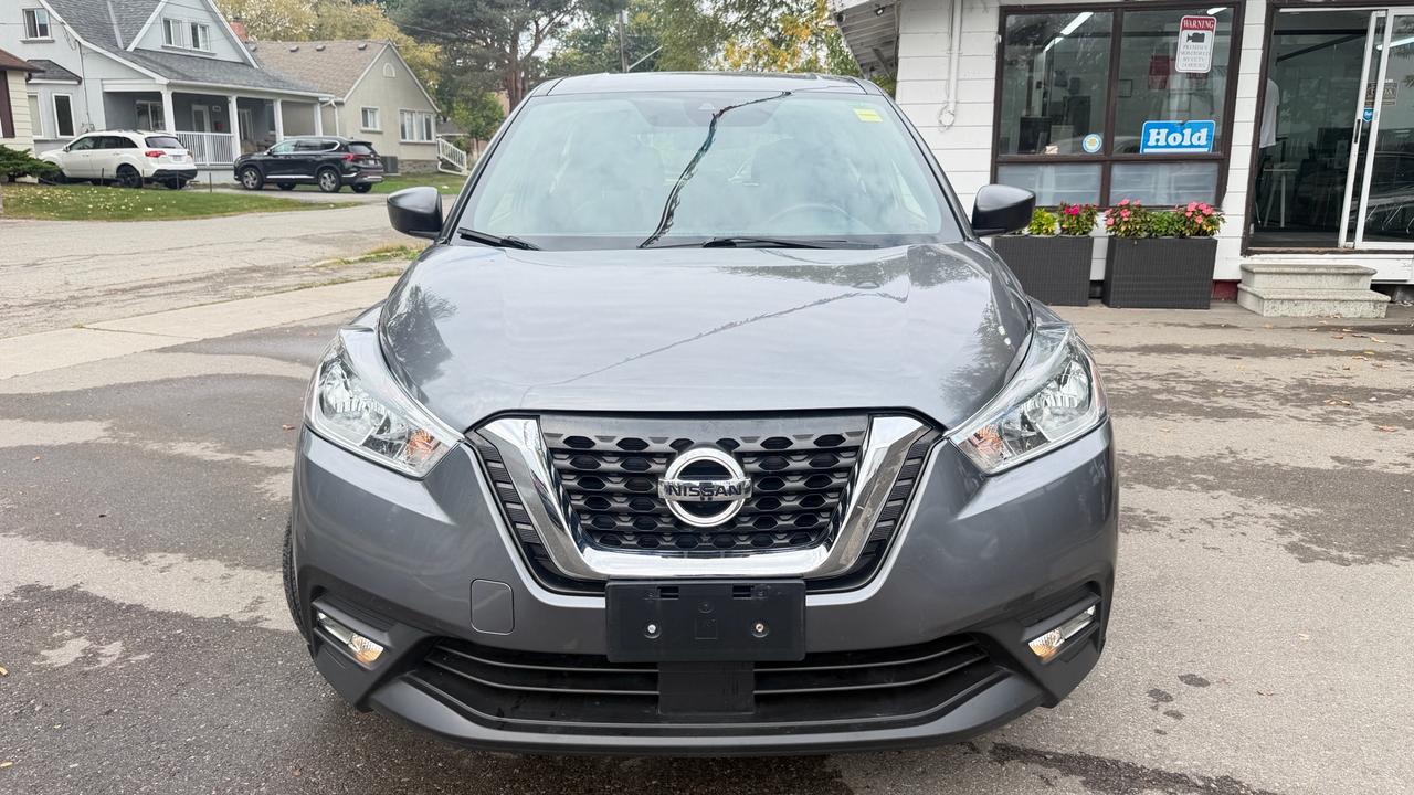 2020 Nissan Kicks S Photo1