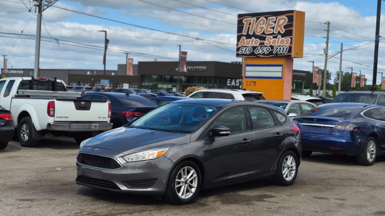 2015 Ford Focus SE - Photo #1