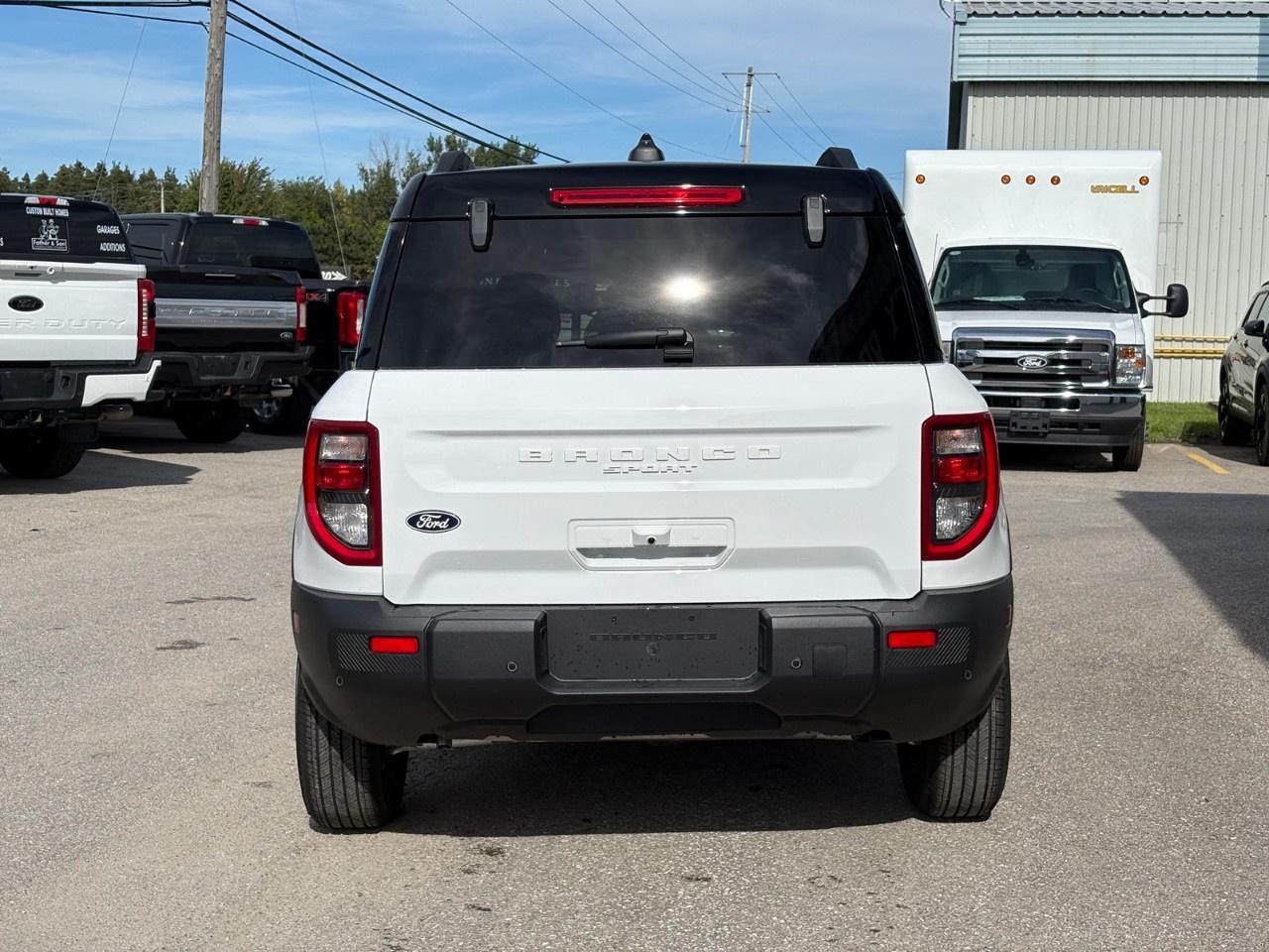 2026 Ford Bronco Sport Outer Banks 4x4 Photo