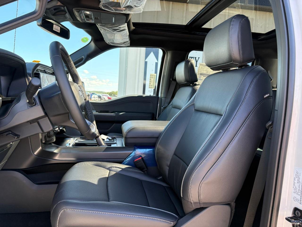 2026 Ford F-150 Lariat 4WD SuperCrew 5.5' Box Photo