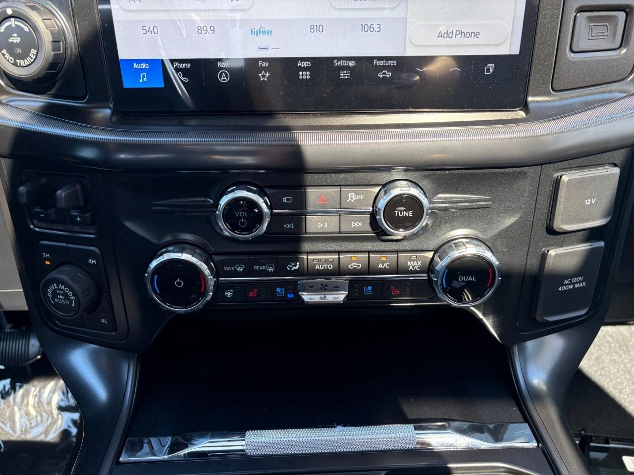 2026 Ford F-150 Lariat 4WD SuperCrew 5.5' Box Photo
