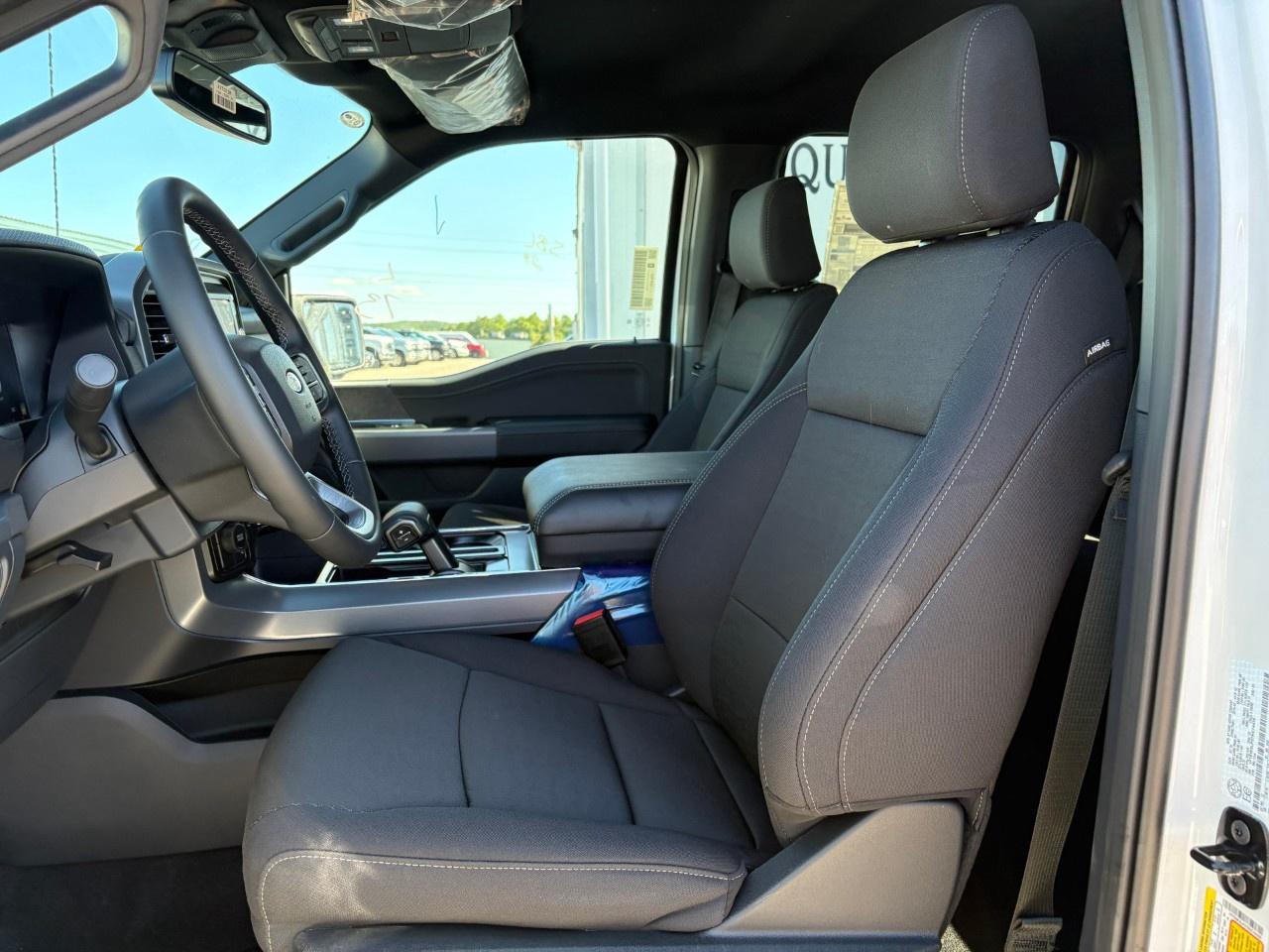 2026 Ford F-150 XLT 4WD SuperCrew 5.5' Box Photo