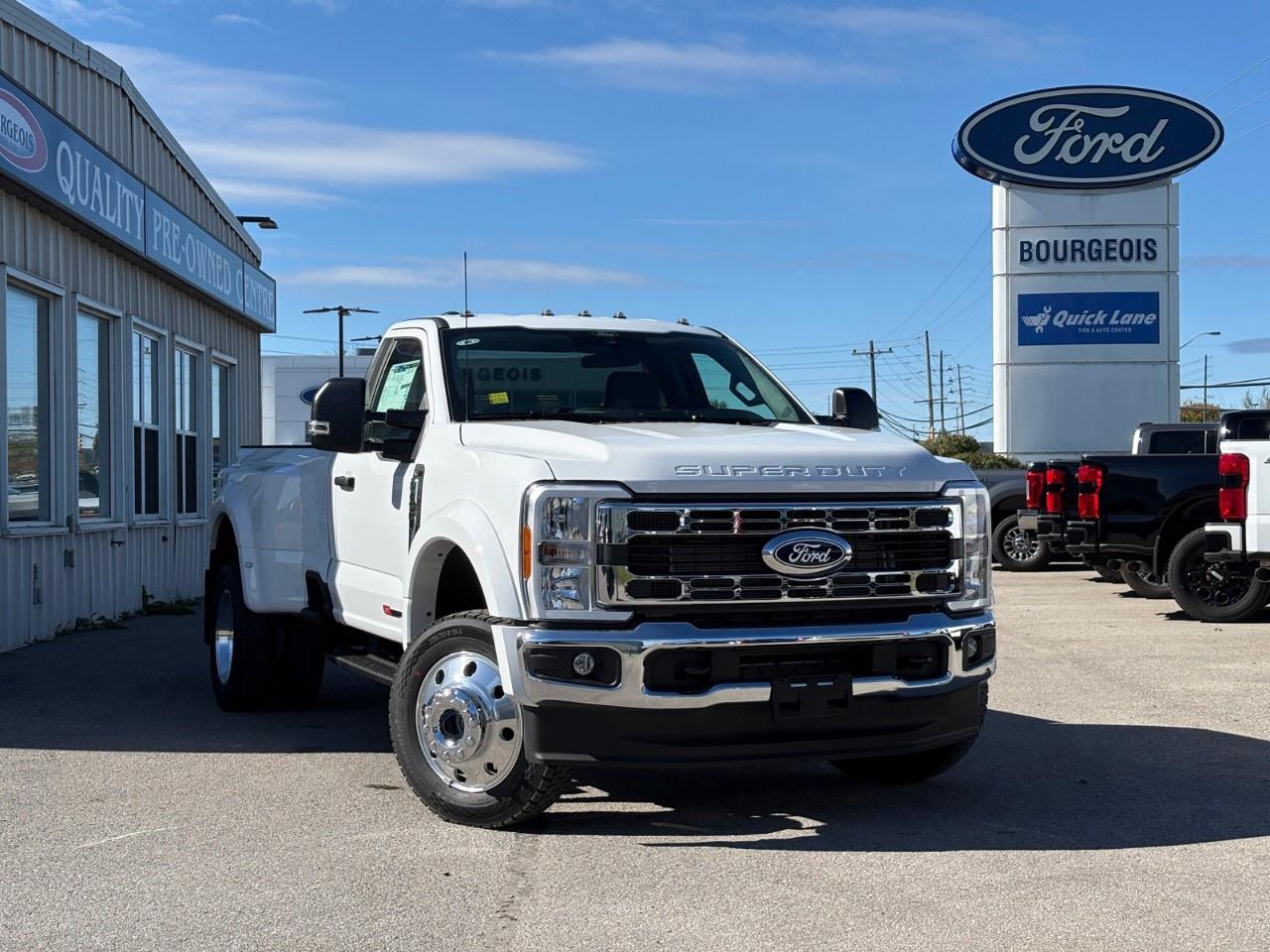 2027 Ford F-450 Super Duty DRW XLT 4WD Reg Cab 8' Box Photo0