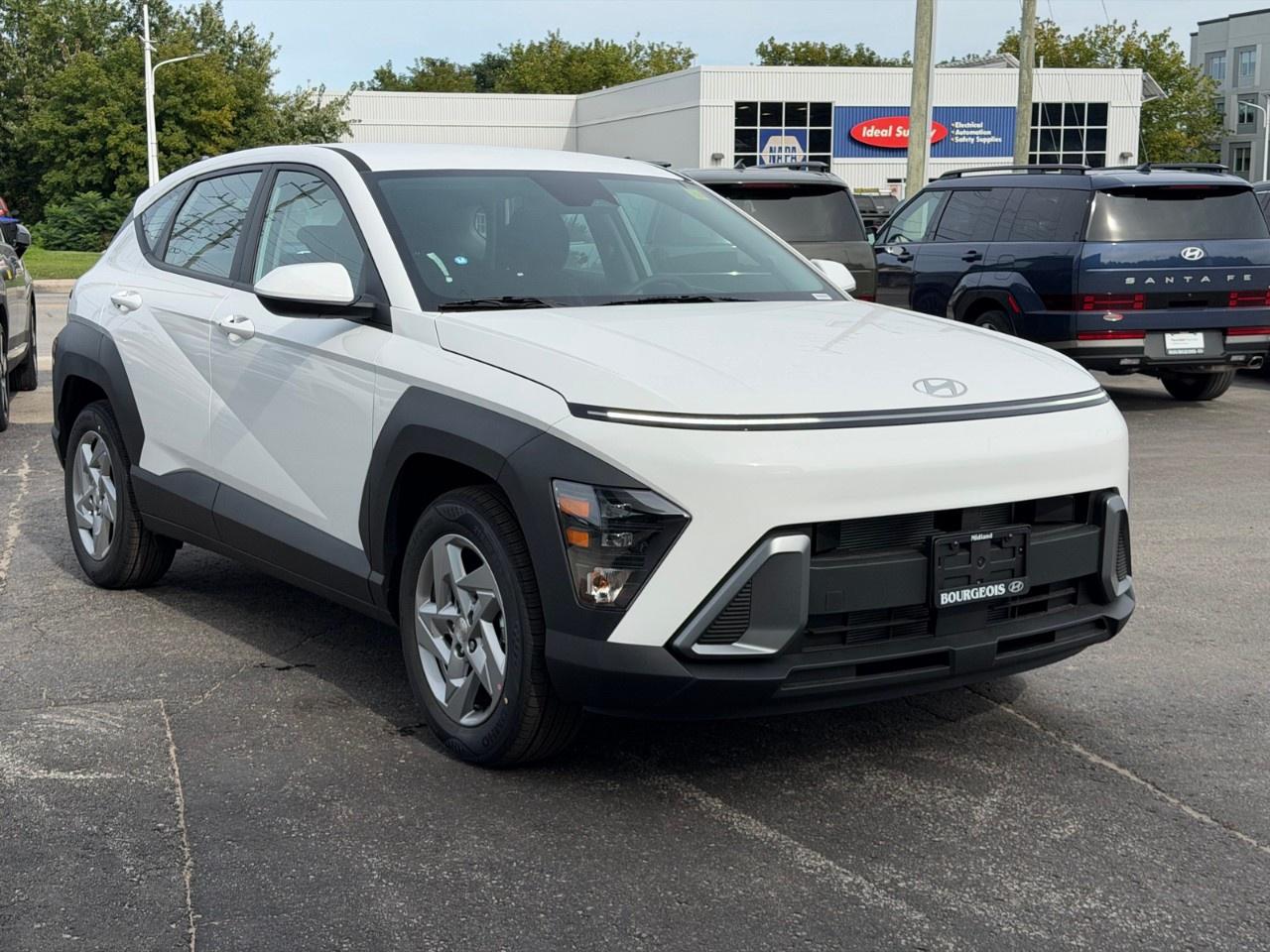 2027 Hyundai KONA 2.0L Essential FWD Photo