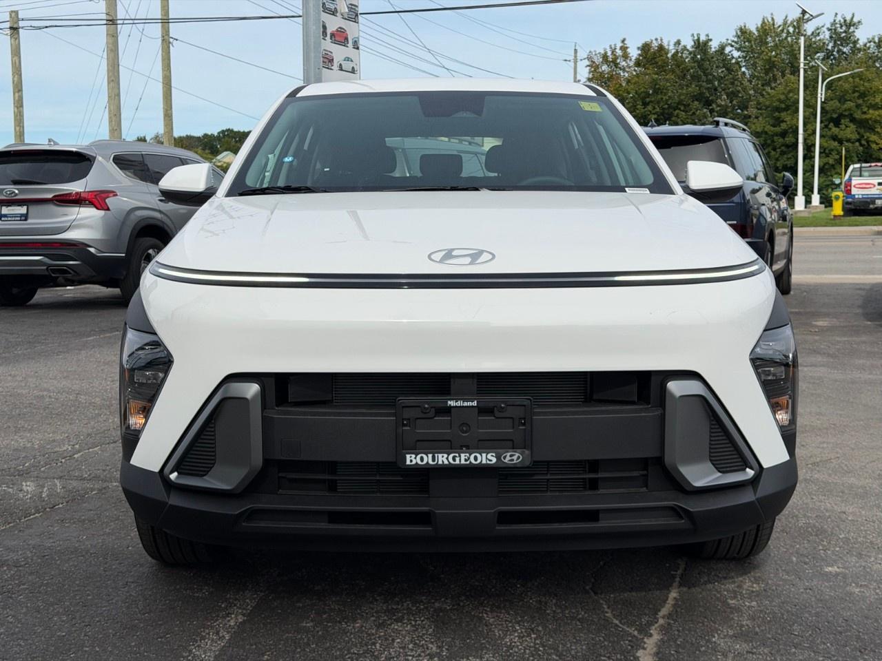 2027 Hyundai KONA 2.0L Essential FWD Photo