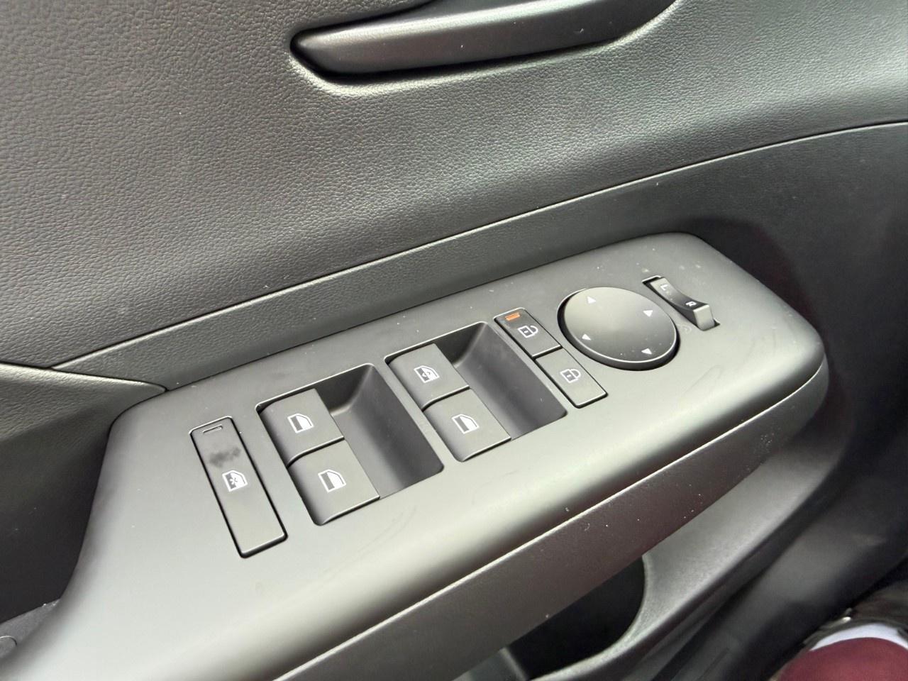 2027 Hyundai KONA 2.0L Essential FWD Photo
