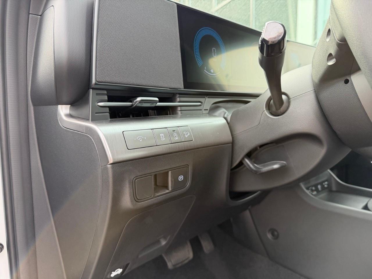 2027 Hyundai KONA 2.0L Essential FWD Photo