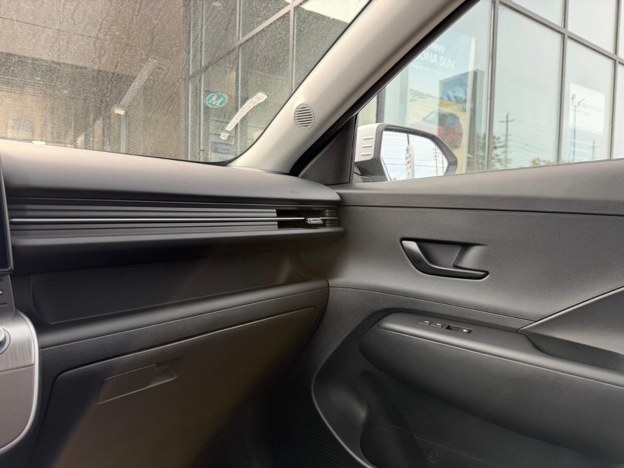 2027 Hyundai KONA 2.0L Essential FWD Photo