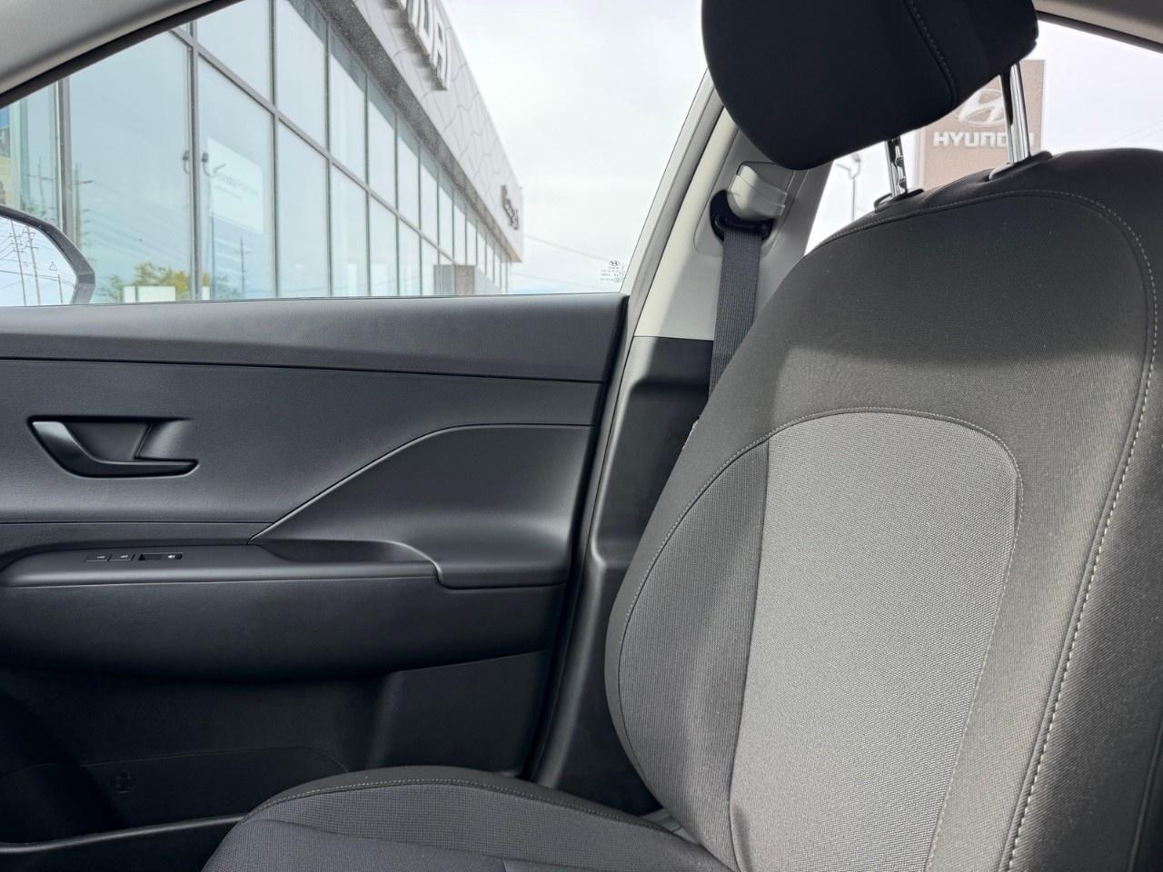 2027 Hyundai KONA 2.0L Essential FWD Photo