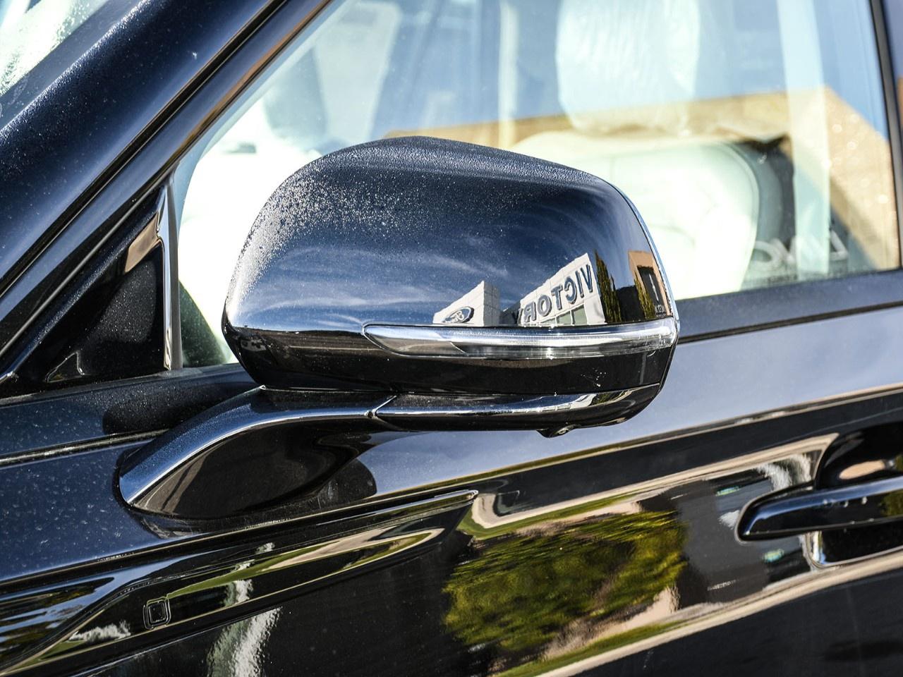 2027 Lincoln Aviator Reserve AWD Photo