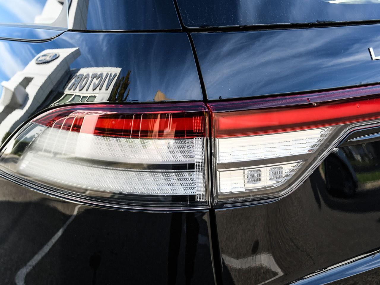 2027 Lincoln Aviator Reserve AWD Photo
