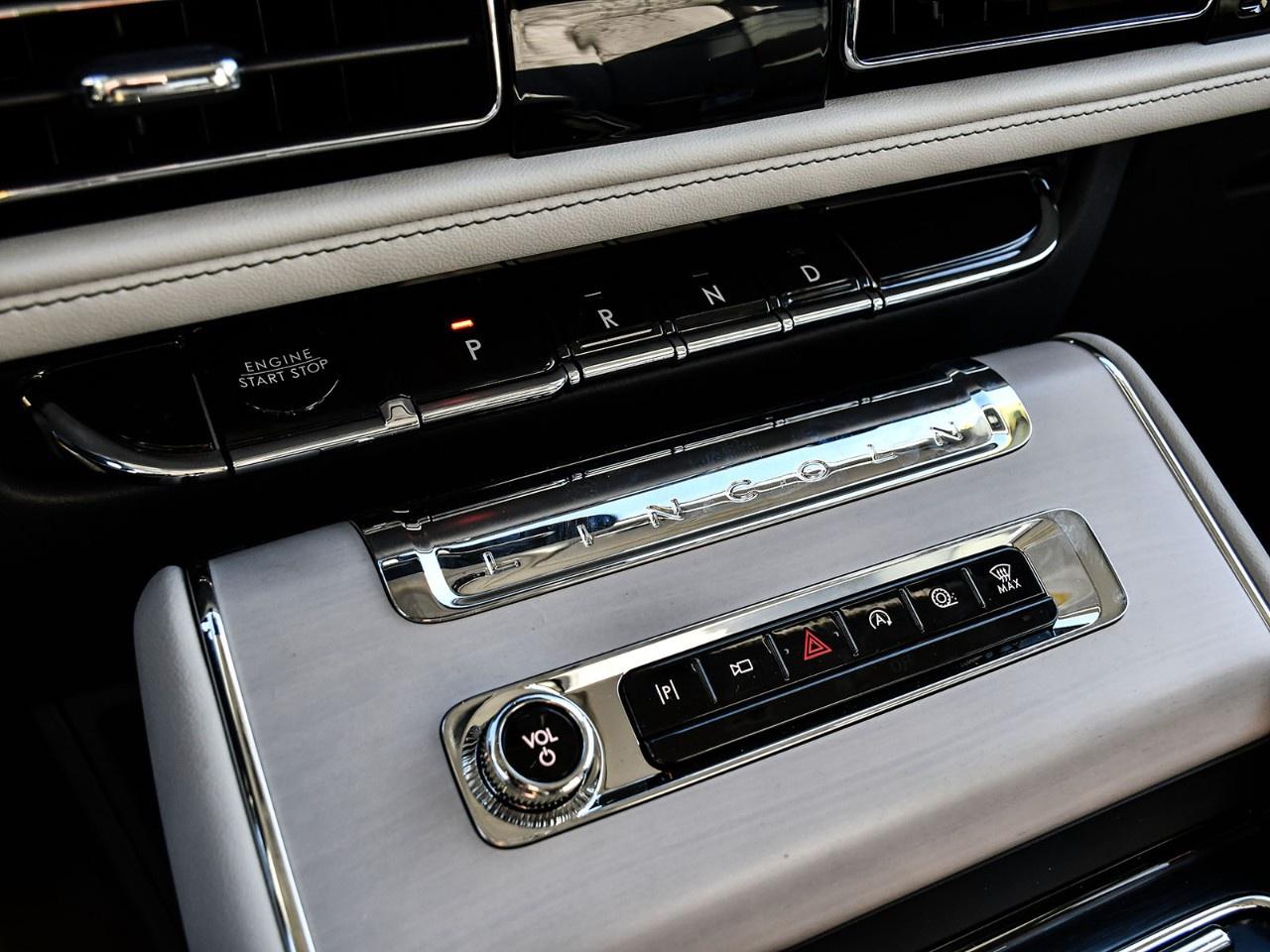 2027 Lincoln Aviator Reserve AWD Photo