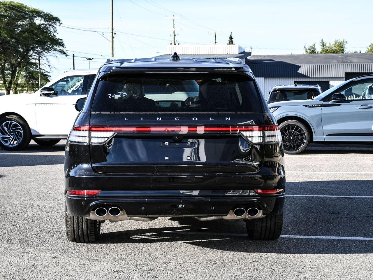 2027 Lincoln Aviator Reserve AWD Photo