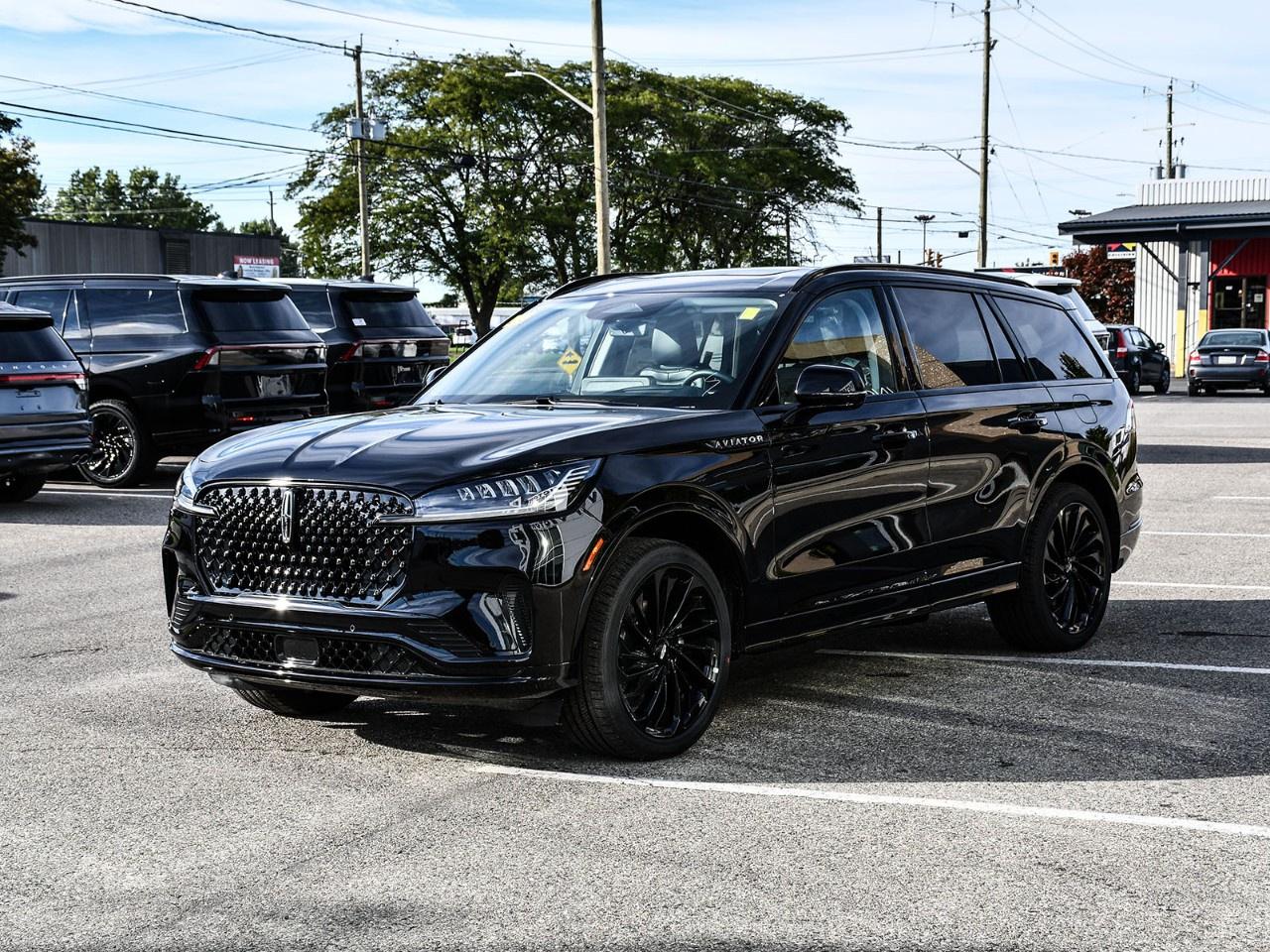 2027 Lincoln Aviator Reserve AWD Photo