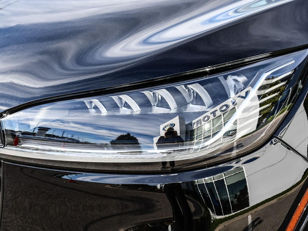 2027 Lincoln Aviator Reserve AWD Photo