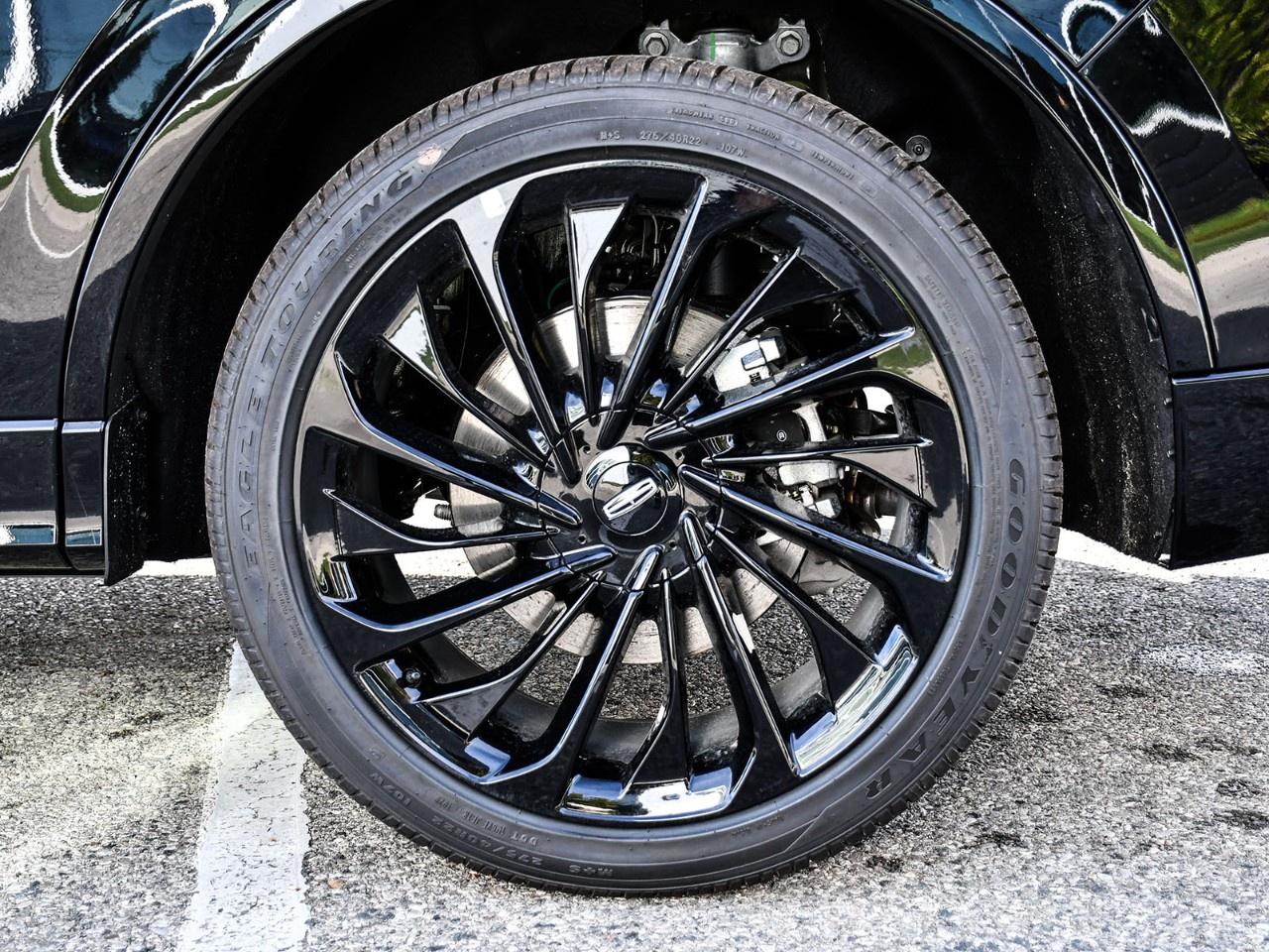 2027 Lincoln Aviator Reserve AWD Photo