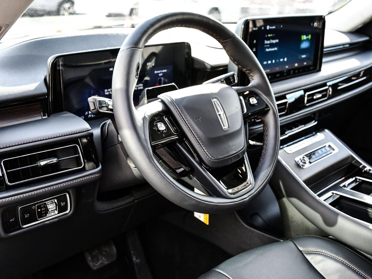 2027 Lincoln Aviator Reserve AWD Photo