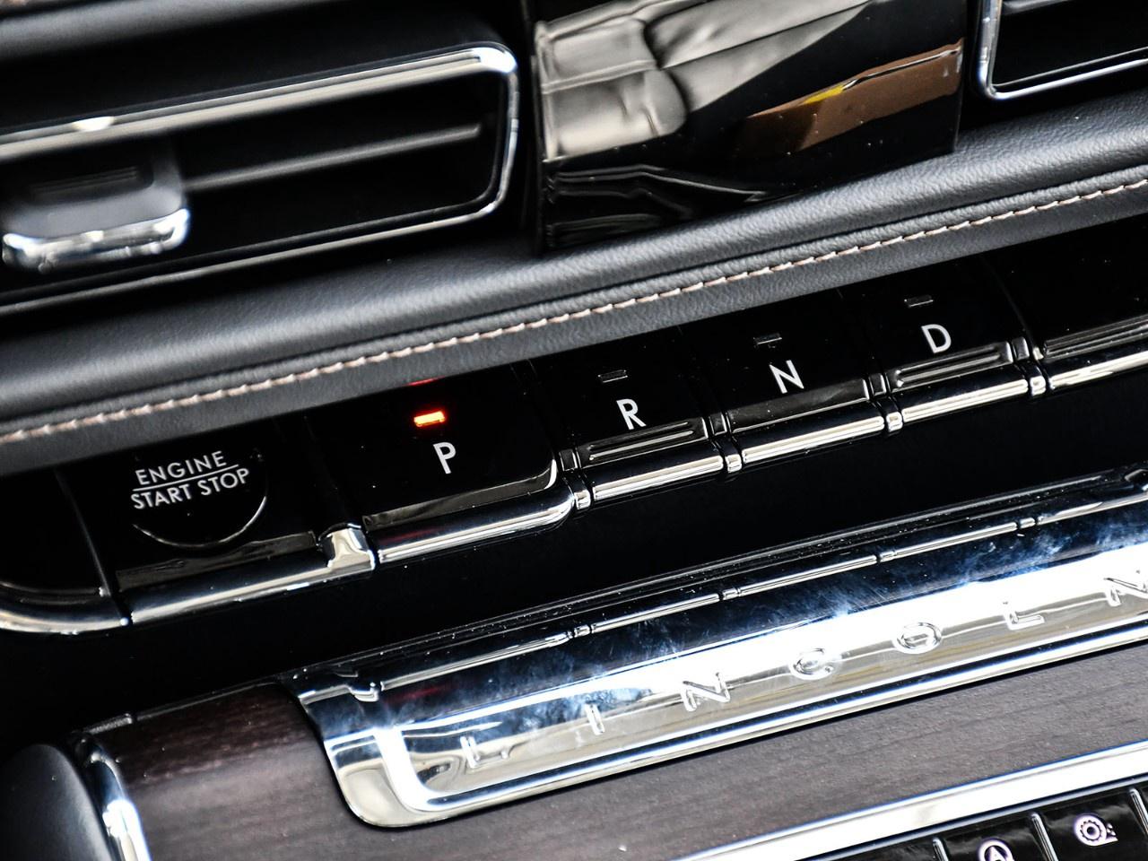 2027 Lincoln Aviator Reserve AWD Photo