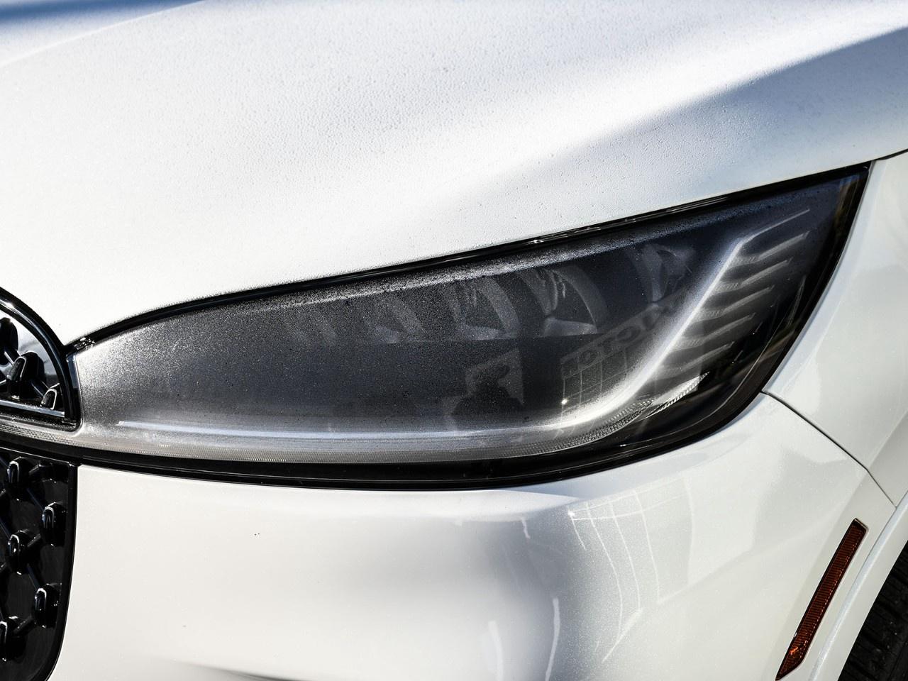 2027 Lincoln Aviator Reserve AWD Photo