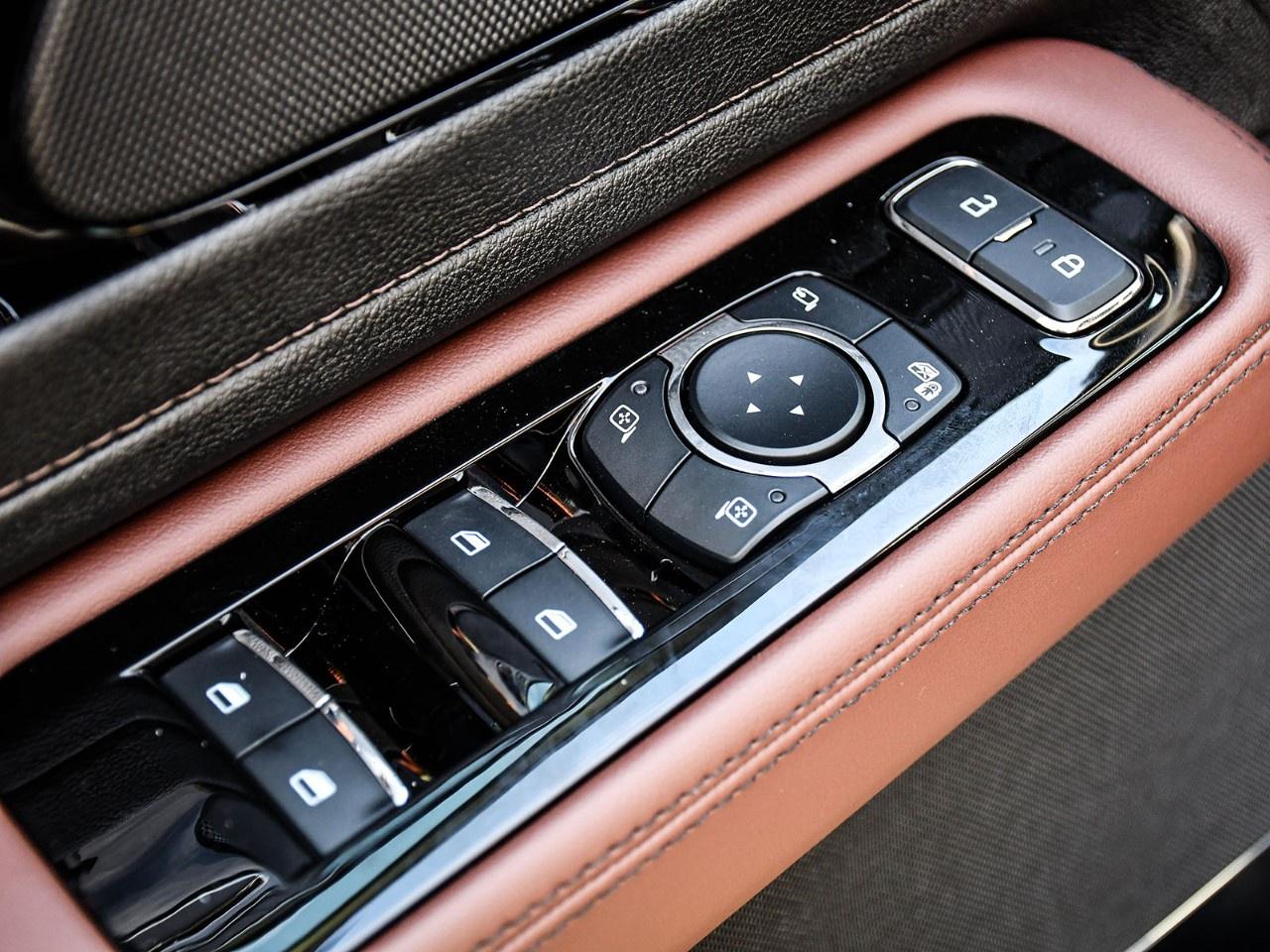 2027 Lincoln Aviator Reserve AWD Photo