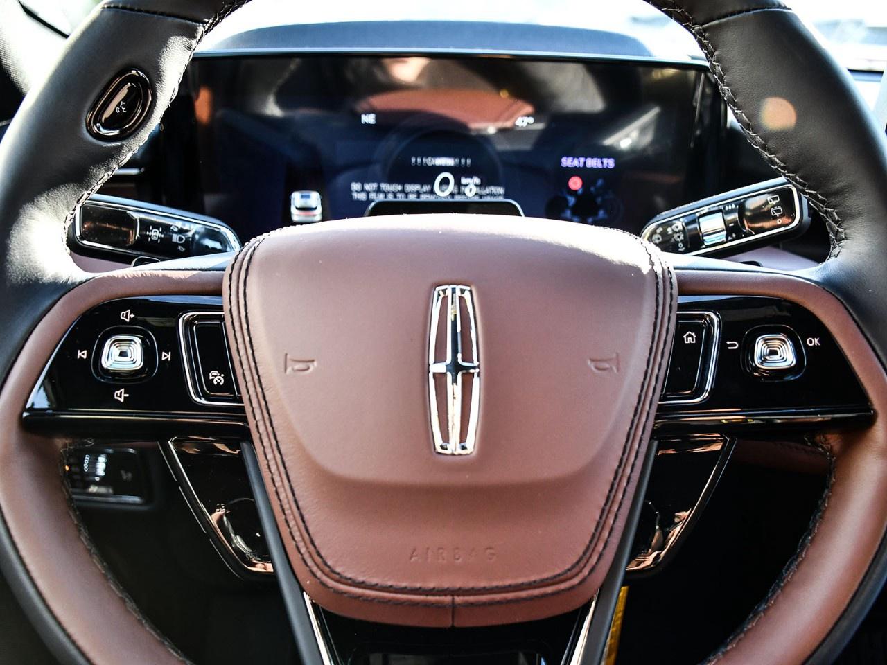 2027 Lincoln Aviator Reserve AWD Photo