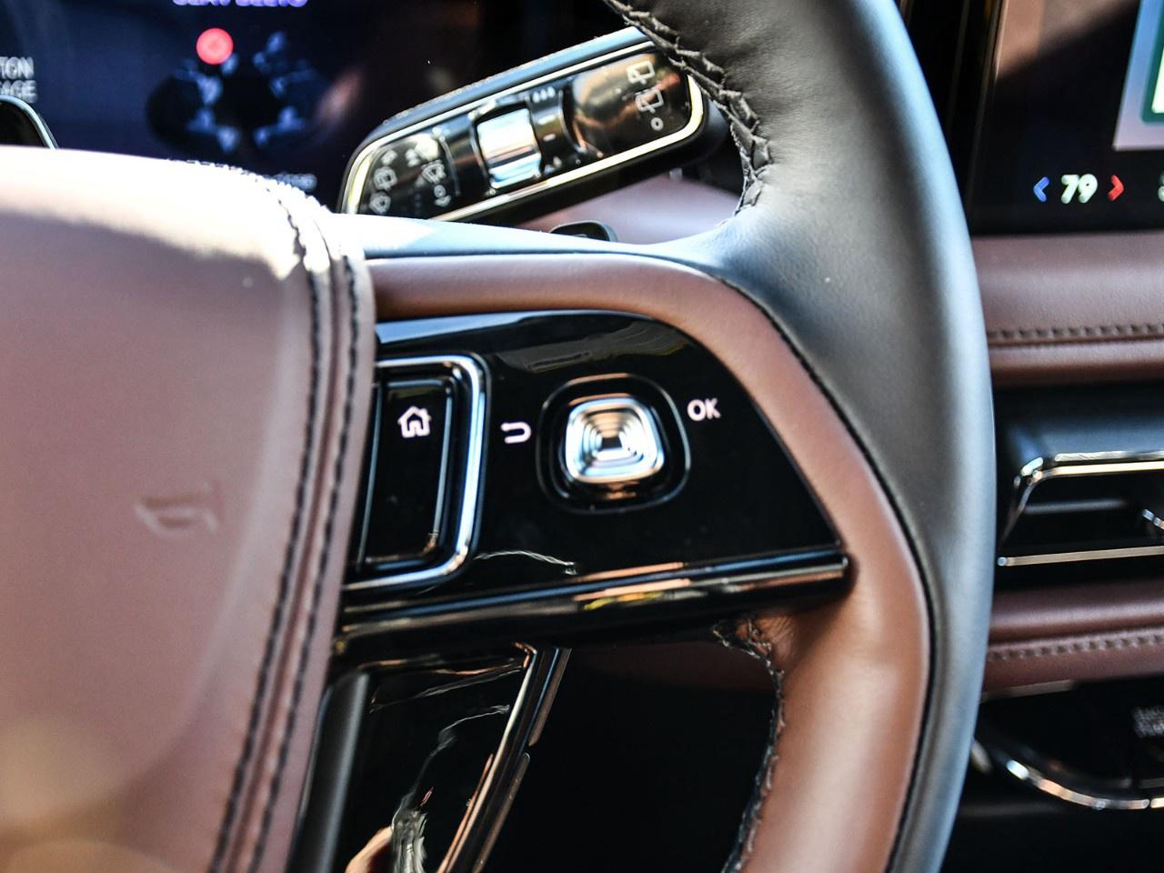 2027 Lincoln Aviator Reserve AWD Photo