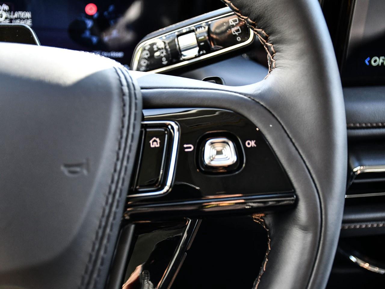 2027 Lincoln Aviator Reserve AWD Photo